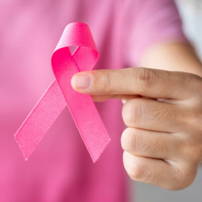 Image for The Weekly: Breast cancer tops lung cancer, cancer patients and COVID vaccines, and more